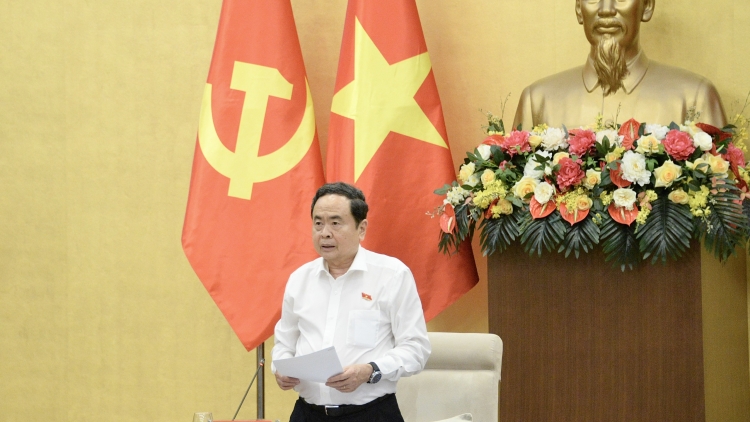 Củ tịc Quôk hội ồng Trần Thanh Mẫn đơng lam Pơrjum Mpồl Lơh kơnòl broă sùm Anih duh broă đơng lam Đảng Quôk hội