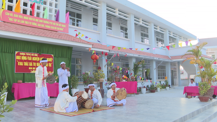 KHIK RAMIK ILAMO MENG KAL DALAM SANG BAC  	