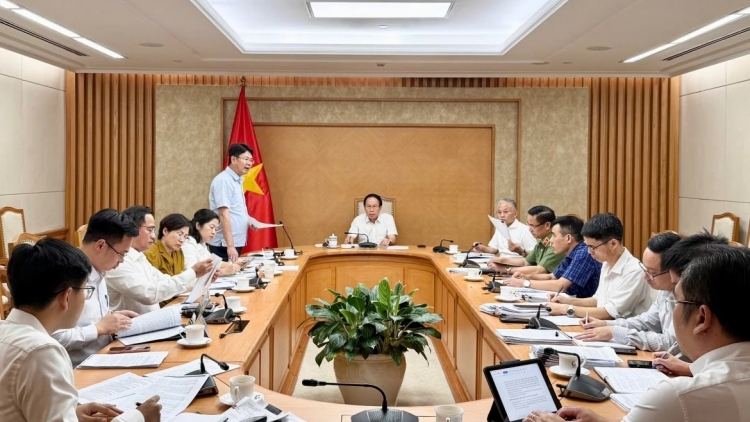 PHÓ THỦ TƯỚNG LÊ TIẾN CHÂU HỌP ĐĂH PR’LƯƠT BHRỢ PA DƯR ZÂP DỰ ÁN LUẬT TRÌNH QUỐC HỘI C’MOO 2026