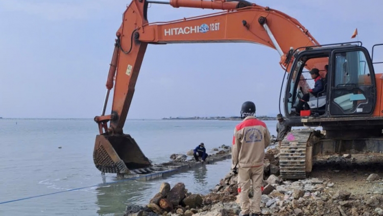 Khánh Hòa jòi broă lơh tă bơsong bơta ờ tơl phan bơt bơtàu ai ală rơndap broă lơh bơcri priă in