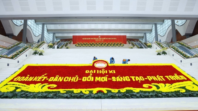 PAGE INI, PAKAK NYAOM ROYA NEGAR MAT TRAN NEGAR VIET NAM MBANG KA XI
