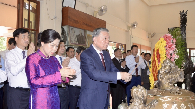 Pôa Tô Lâm, Kăn xiâm pơkuâ hnê ngăn Đảng, Kăn xiâm hnê ngăn tơnêi têa pơkuâ Grup pơkuâ TCC (Siam)