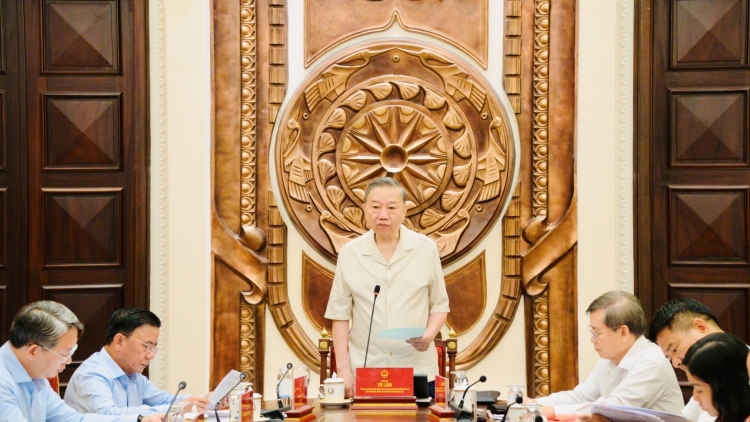 Hơmet pơ ‘lơ̆ng rim hơnih chĕp pơgơ̆r kơ Trung ương găh pơm pơkeh tơdrong tơchơ̆t, khôi luơ̆t păng hơmet ming tư pháp. 