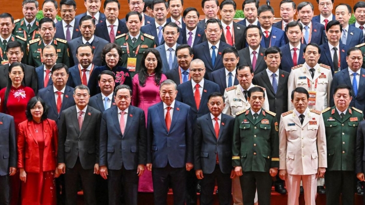 Tơdroăng pơkâ kơxô̆ 72 dêi Khu xiâm kal kí ‘na rak ngăn ivá Kuăn pơlê