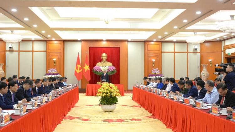 Khua gĭt gai Đảng mtă brei ksiêm duah bi kjăp hĭn kơ yang ƀuôn ngă phŭn 