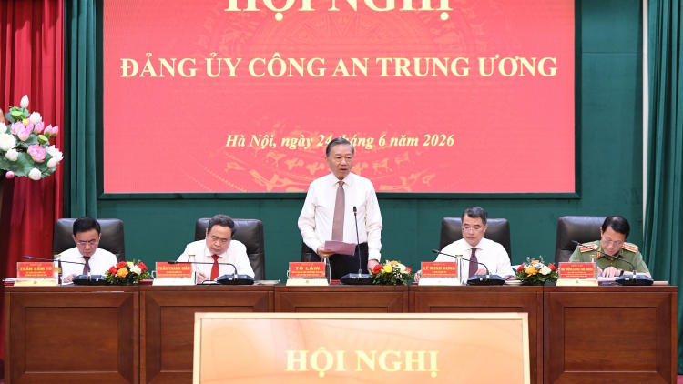 ពត៌មាន ម៉ោង ១៥