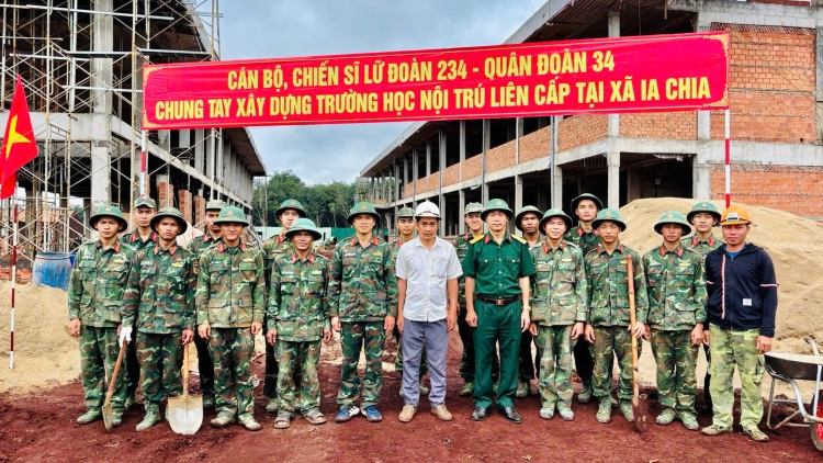 Quân đoàn 34 giúp sức xây dựng các trường nội trú liên cấp vùng biên