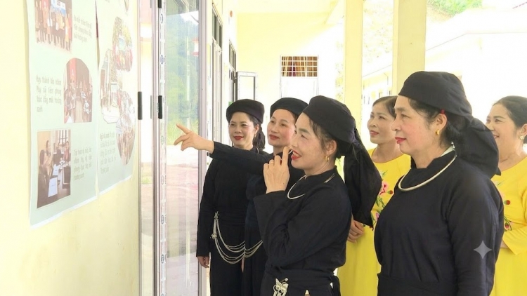 Phụ nữ vùng cao Chợ Rã tiên phong thúc đẩy môi trường xanh