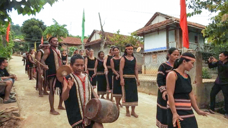 ‘’Rak ki lĕm – tah ki ‘mêi’’