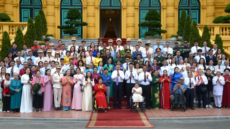 Tổng Bí thư, Kơdră teh đak Tô Lâm tơƀơ̆p mu măt 100 ‘nu bơngai jang “Tơdrong ‘lơ̆ng tơpăt” 