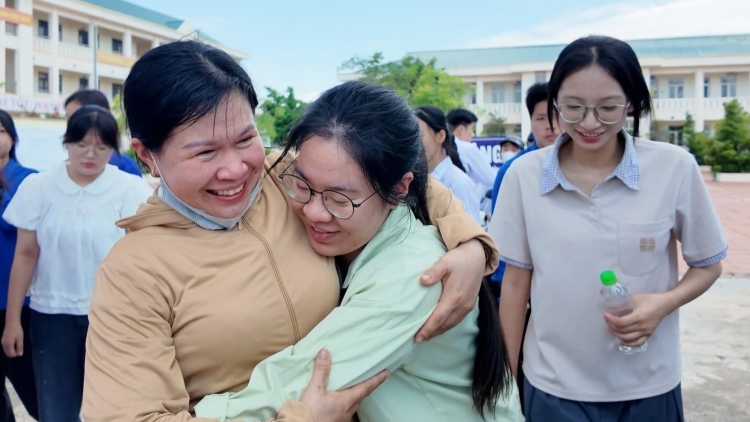 Kỳ thi tốt nghiệp THPT 2026: Nỗ lực vượt khó của học sinh vùng đồng bào dân tộc thiểu số
