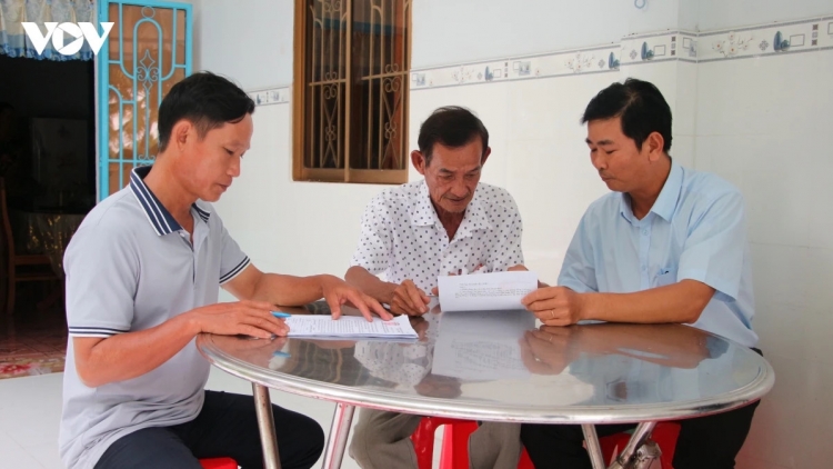 ពត៌មាន ម៉ោង ១៥