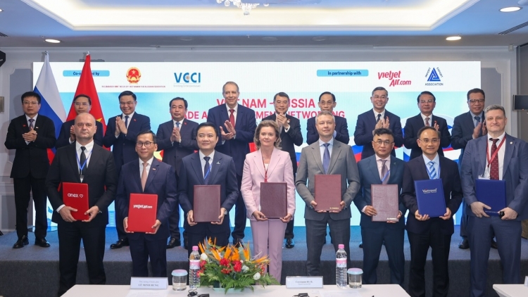Jang hơdai Tĕch mơdro păng Tơmơ̆t jên jang Việt Nam - Liên bang Nga