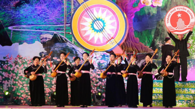 Dân tộc Tày