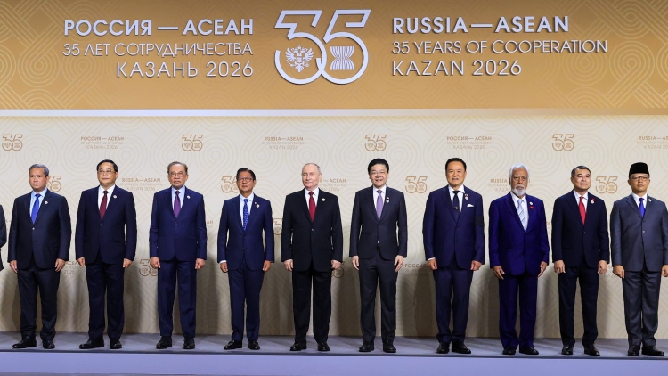 Khua knŭk kna Lê Minh Hưng nao hlăm klei bi kƀĭn kluôm Klei bi kƀĭn gưl dlông bi hdơr 35 thŭn klei bi hgŭm ASEAN – Russia 