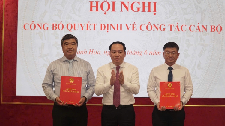 Ƀok Tạ Hồng Quang jang kơchư̆k Kơdră Hơnih jang Nô̆i chinh Tĭnh uy Khánh Hòa