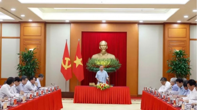 Pôa Tô Lâm, Kăn xiâm pơkuâ hnê ngăn Đảng, Kăn xiâm hnê ngăn tơnêi têa pêi cheăng ƀă Khu ngăn ‘na tơveăng gum, troăng hơlâ Tíu xiâm