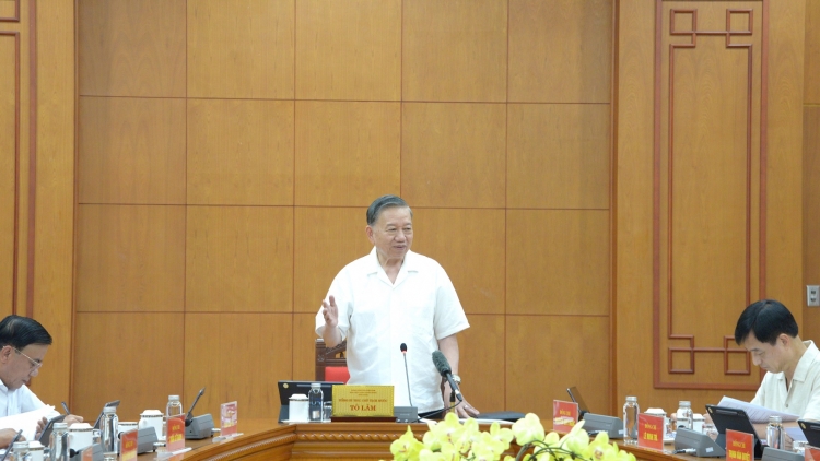 Khua gĭt gai Đảng Tô Lâm: Mnuih ƀuôn sang jing phŭn, mkŏ mjing Đảng doh mngač, kjăp ktang kluôm dhuôm 
