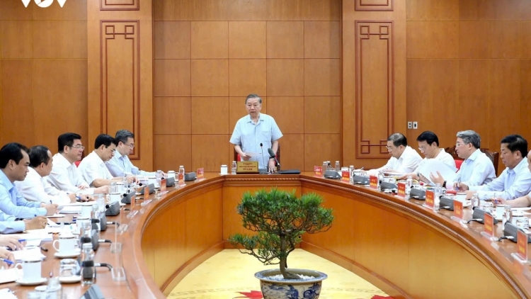 Khua gĭt gai Đảng, Khua Lăn čar Tô Lâm gĭt gai knăm ksiêm wĭt 8 thŭn hluê ngă hdră mtrŭn mrô 36 kơ bruă duh mkra êa ksĭ 