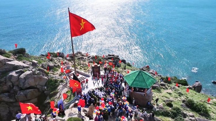 Đắk Lắk hơmet ăn ‘lơ̆ng Hop akom tơbăt hơdăh trong pơprŏ jang păng pơtrŭt tơmơ̆t jên jang