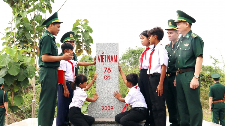 URANG SA HATAI HAONG GAUK KHIK IEK TAPEN NEGAR