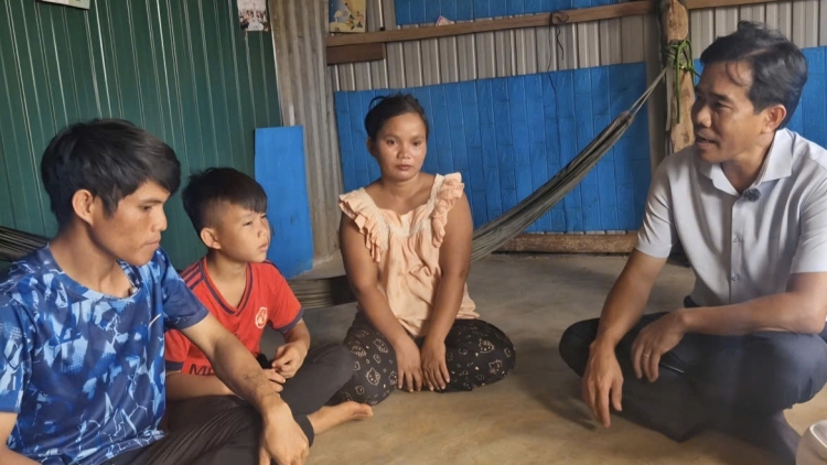 Gơyut ayong mơng hlâo