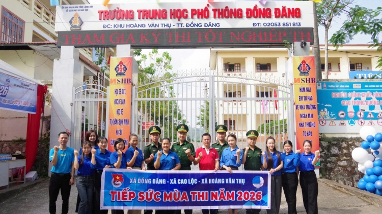 Bộ đội Biên phòng đồng loạt tiếp sức mùa thi