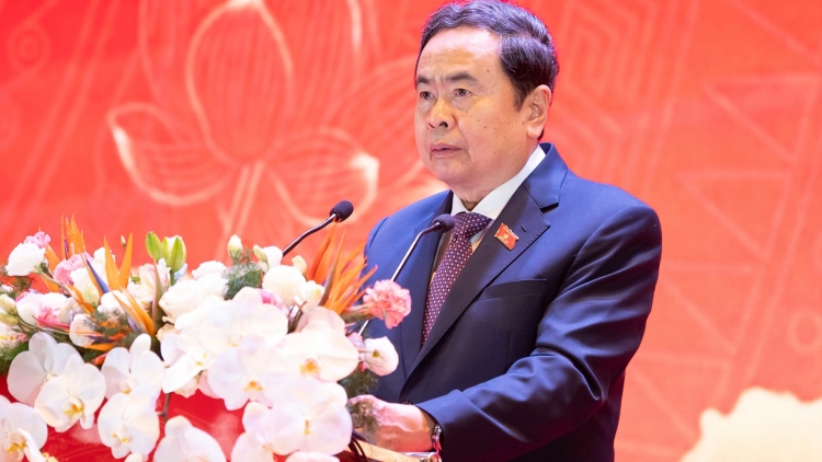 Khua pơ ala mơnuih ƀôn sang, jơnum min pơ ala mơnuih ƀôn sang djop gưl hrưn đĭ tŭ yua bruă mă yua kơ tơlơi dưi mơng mơnuih ƀôn sang