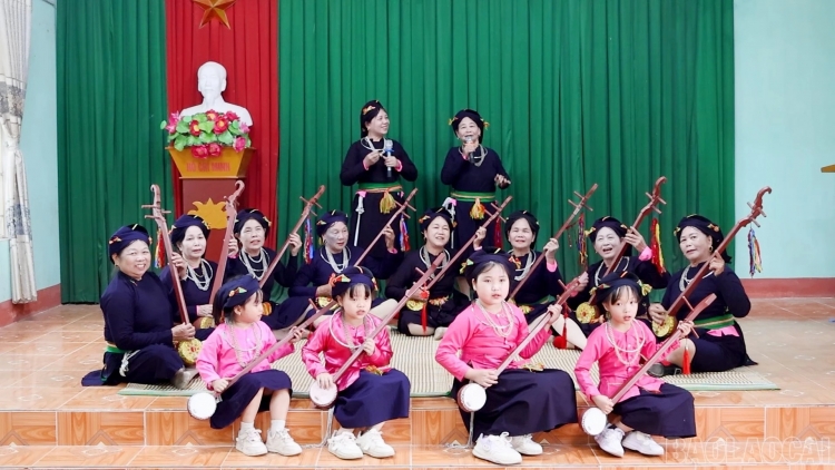 XẠ LỤC YÊN, SLẢNH LÀO CAI MÌ LAI TÀNG DƯỞNG ROỌNG RIỂC PỈ NOỌNG HẾT NÈM CHĂN ĐÂY