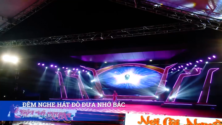 Đêm nghe hát đò đưa nhớ Bác