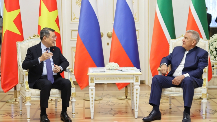 Khua knŭk kna Lê Minh Hưng bi tuôm hŏng pô djă akŏ ala čar Tatarstan 