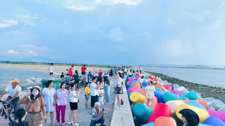 Ao 'nao ăn pơnơ̆ đak dơsĭ Xóm Rớ