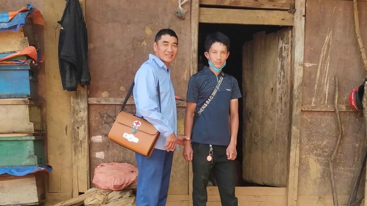 27 năm "Dân vận khéo" của người cán bộ y tế vùng cao Tuyên Quang