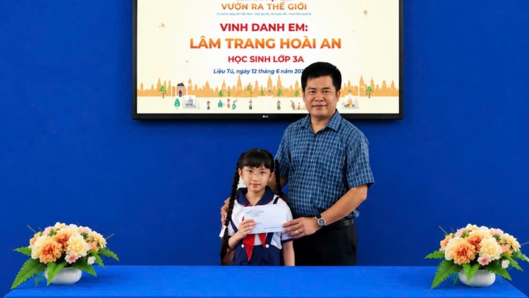 កុមារីខ្មែរម្នាក់ទើបតែរៀនថ្នាក់ទី៣នៅក្រុងកឹនធើយកឈ្នះក្នុងការប្រកួតភាសាអង់គ្លេសថ្នាក់ជាតិ