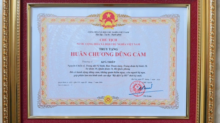 Thượng sĩ Kpă Thiêp - Chiến sĩ Quân đoàn 34 được truy tặng Huân chương Dũng cảm
