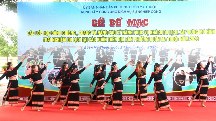 Đắk Lắk truyền dạy cồng chiêng và đào tạo kỹ năng làm du lịch cộng đồng