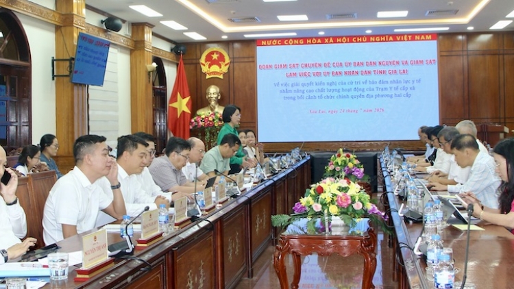 Gia Lai hơdrin hơmet pơ ‘lơ̆ng tơdrong tơhlăk "găn trong" sơng iŏk bơngai jang pơgang tơ̆ tơring