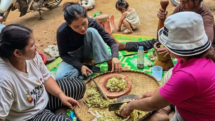 Kơchâi tơpoăng kơhiâm ing rơmôe kơbâng priât kong dêi mơngế Rơteăng