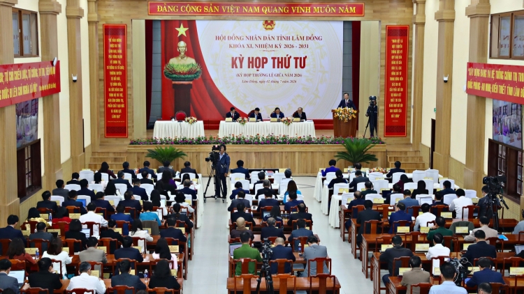 Tơmam nhôm – chơ khoă vă jang tŏk đơ̆ng Lâm Đồng