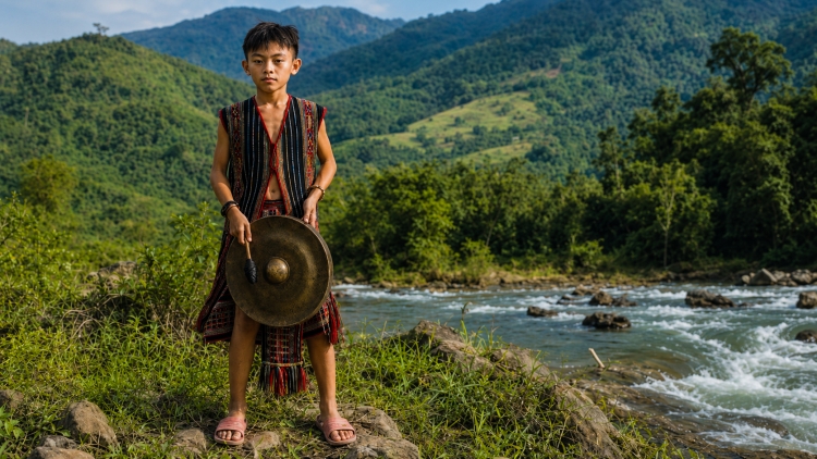 Jơnau yal yau kòn cau Sơdàng dê “Săp cing hòi bơyô”