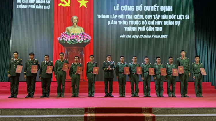 ពត៌មាន​ម៉ោង៦