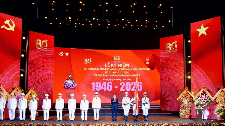 Lêh tơbăt 80 sơnăm Năr tơ-iung pơjing Khul linh vei sơđơ̆ng jang tơbôl 