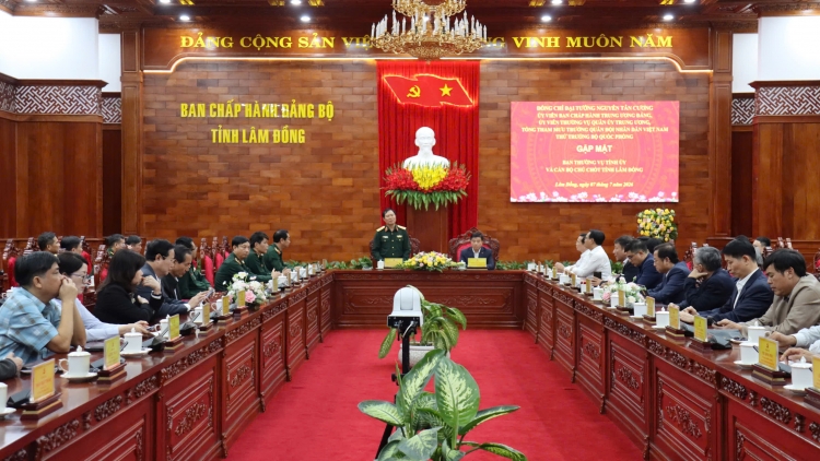 Đại tướng Nguyễn Tân Cương năm ngôi păng bơ̆ jang tơ̆ Lâm Đồng