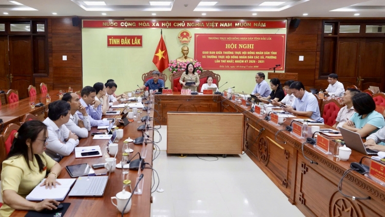 Mpồl duh broă Làng bol càr Dăk Lăk pơrjum tàm jàu broă lơh bàr kâp, tơngguh uă cồng nha lơh broă tơnơ̆ rơndăp tăp sèng mpồl lơh broă 