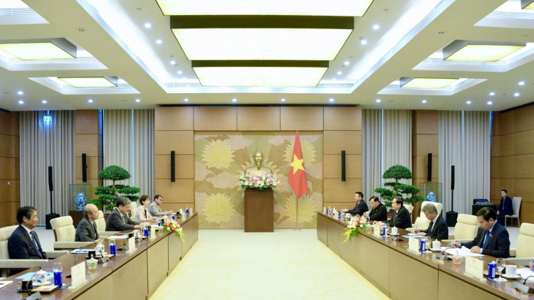Khua Anôk bruă kƀĭn ala Trần Thanh Mẫn drông khua kiă kriê  Đảng LDP Japon 