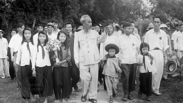 Pâ mơnê Pôa Hồ