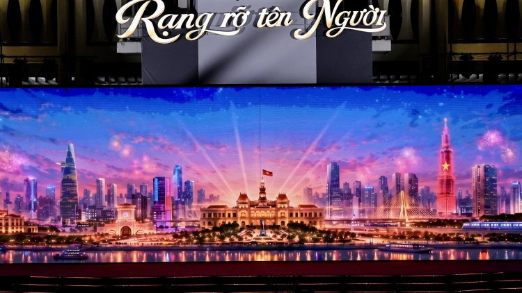 BAN RAYA HO CHI MINH PEIH TATUA PAPAR BINGUK TAPAK “HADAH ANGAN WA HO”