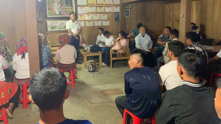 Chính quyền vùng cao Lào Cai chủ động đến gần dân hơn