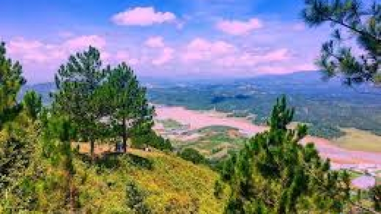 Sang  bơhiàn ờ niam bau kòn