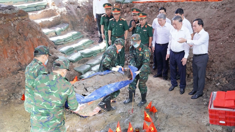 BƠƠN LÊY P’XOỌNG 3 N’HANG LIỆT SĨ ĐHỊ CÔNG VIÊN LÊ THỊ RIÊNG